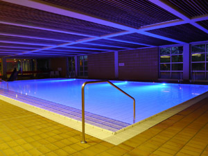 Freizeitbad (bwo)